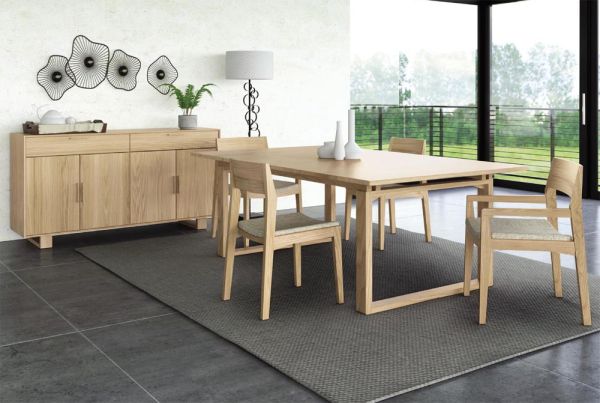 Iso Sidechair in Oak