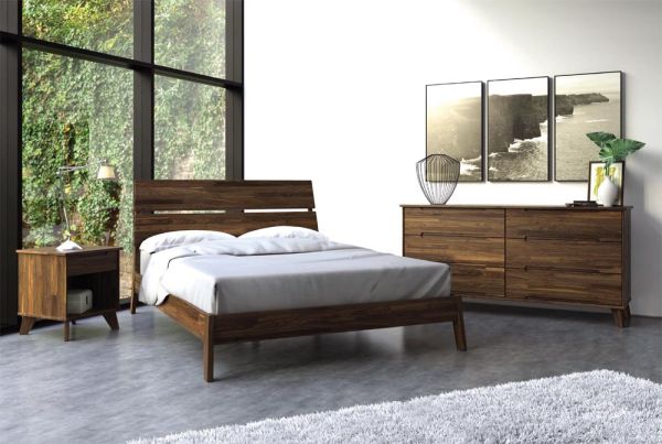 Linn Bed in Walnut