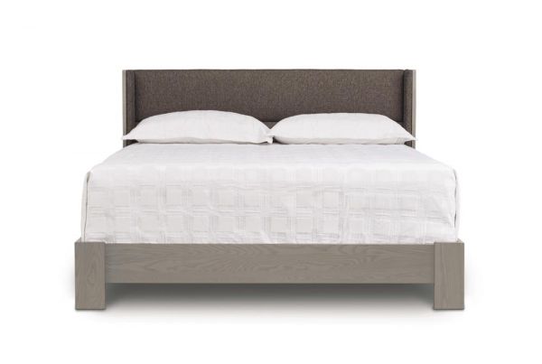 Sloane Bed with legs for mattress and box spring in Oak